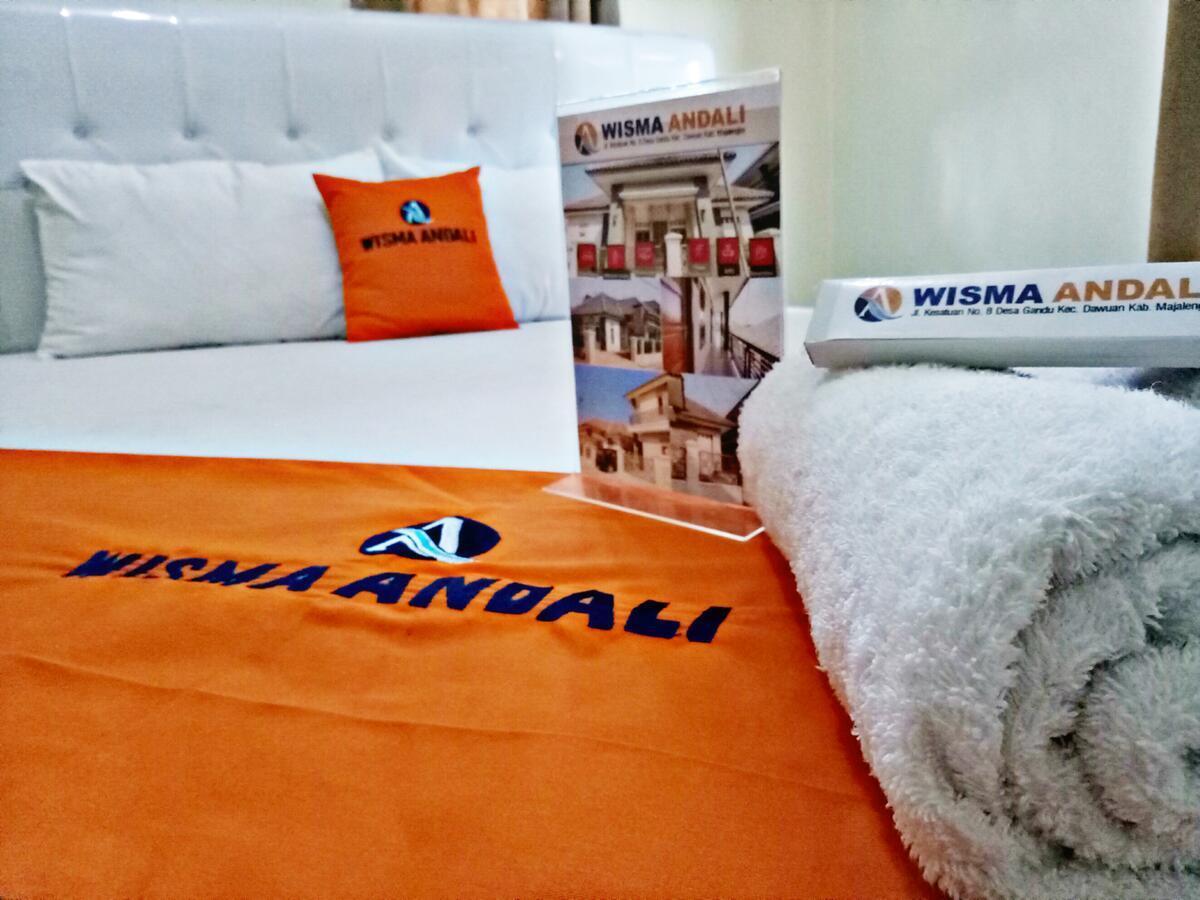 Wisma Andali Syariah Near Rsud Cideres Majalengka Exterior foto